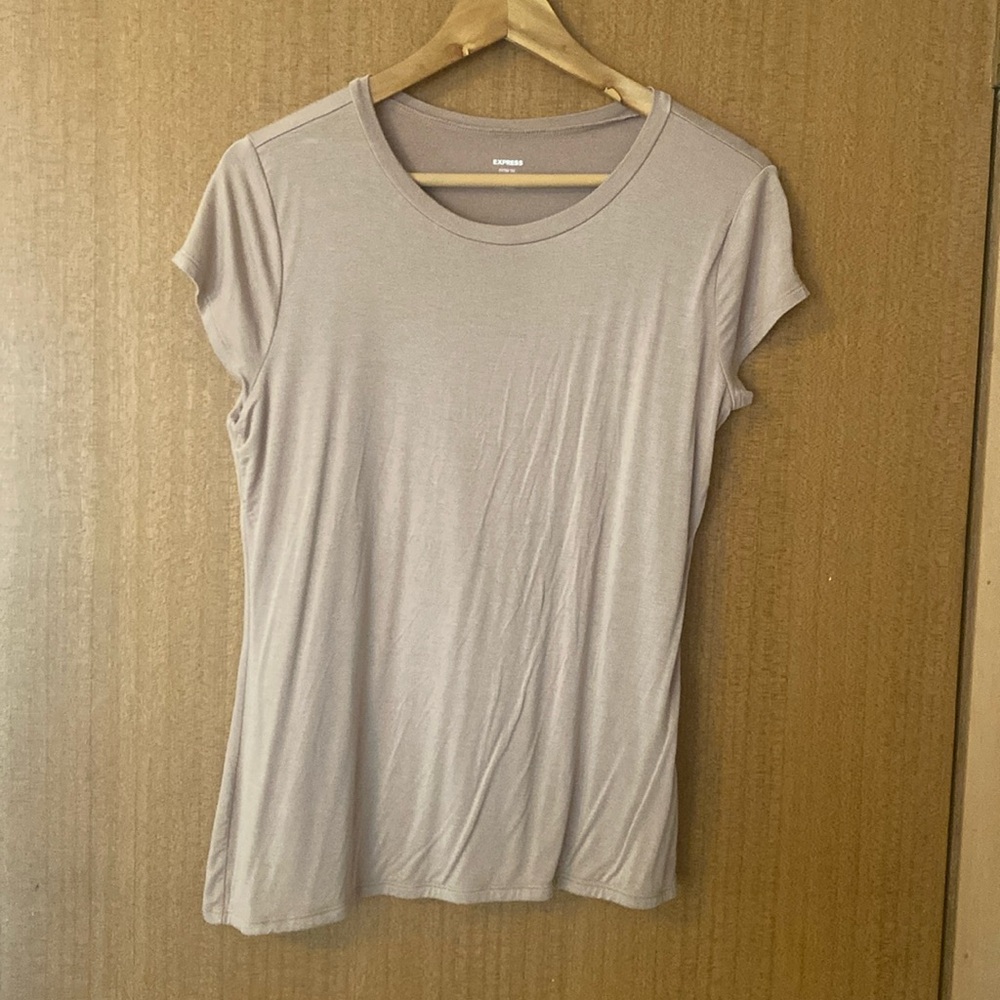 Express fitted tee